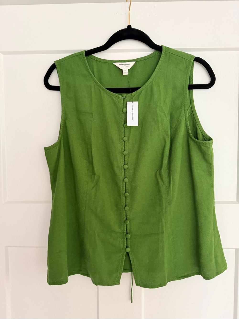 Banana Republic Lime Green Sleeveless Button-Front Shell Top